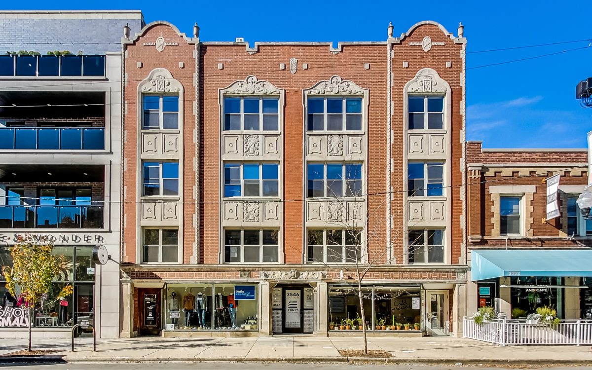 The Juice — 3546 N Southport Ave, Chicago